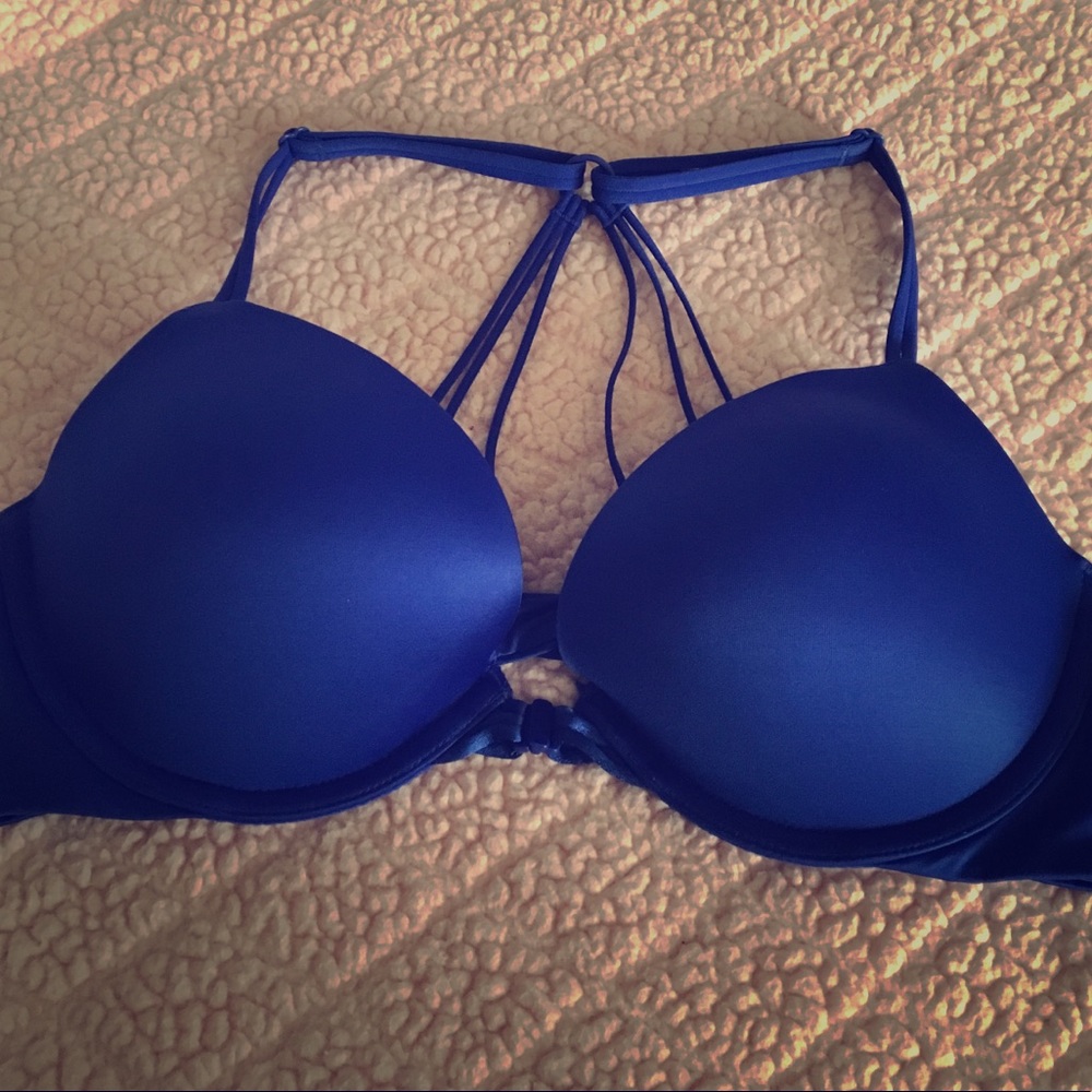 Victoria secret push up!